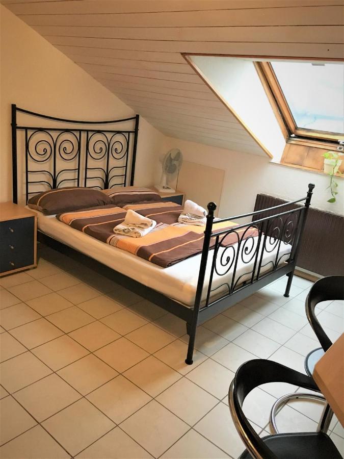Studentenwohnung アレンスバッハ エクステリア 写真